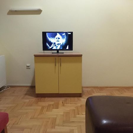 Hostel Teresianum Aleksinac Exteriér fotografie